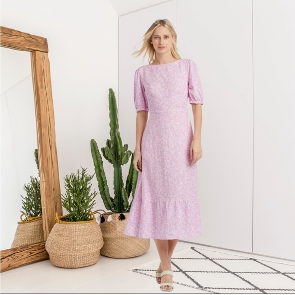 Who What Wear Dresses & Skirts - Who What Wear Floral Puff Sleeve Tie Back Midi Dress L
